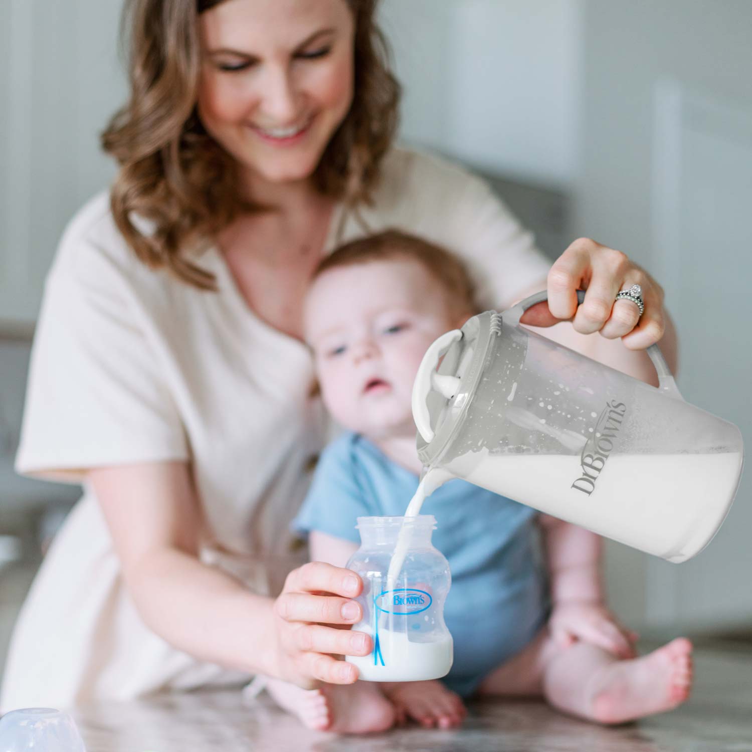 Dr. Brown's® Formula Mixing Pitcher