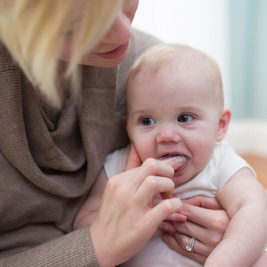 Dr. Brown's Silicone Finger Toothbrush and Storage Case, 1-Pack