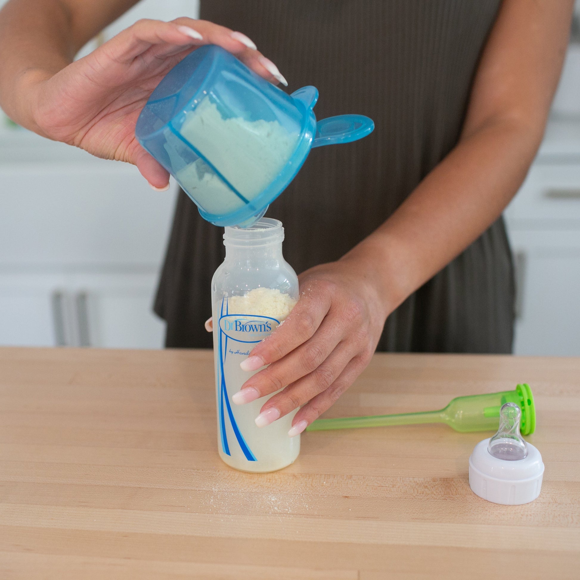 Dr. Brown’s® Baby Formula Dispenser